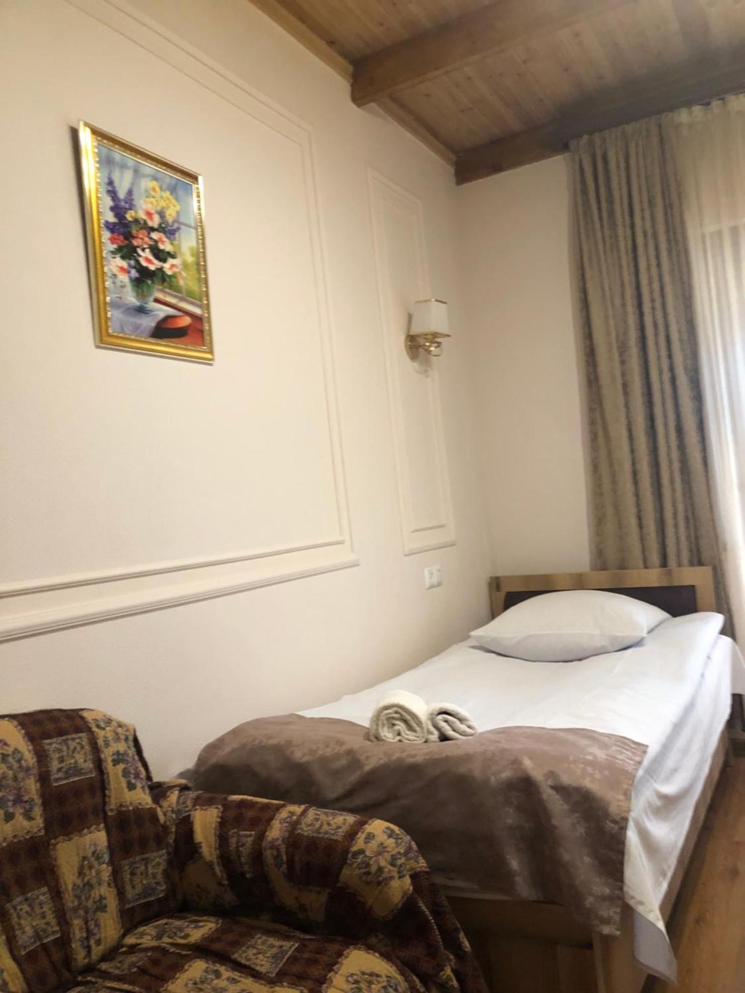Guest House Anahit Ijevan Exterior photo