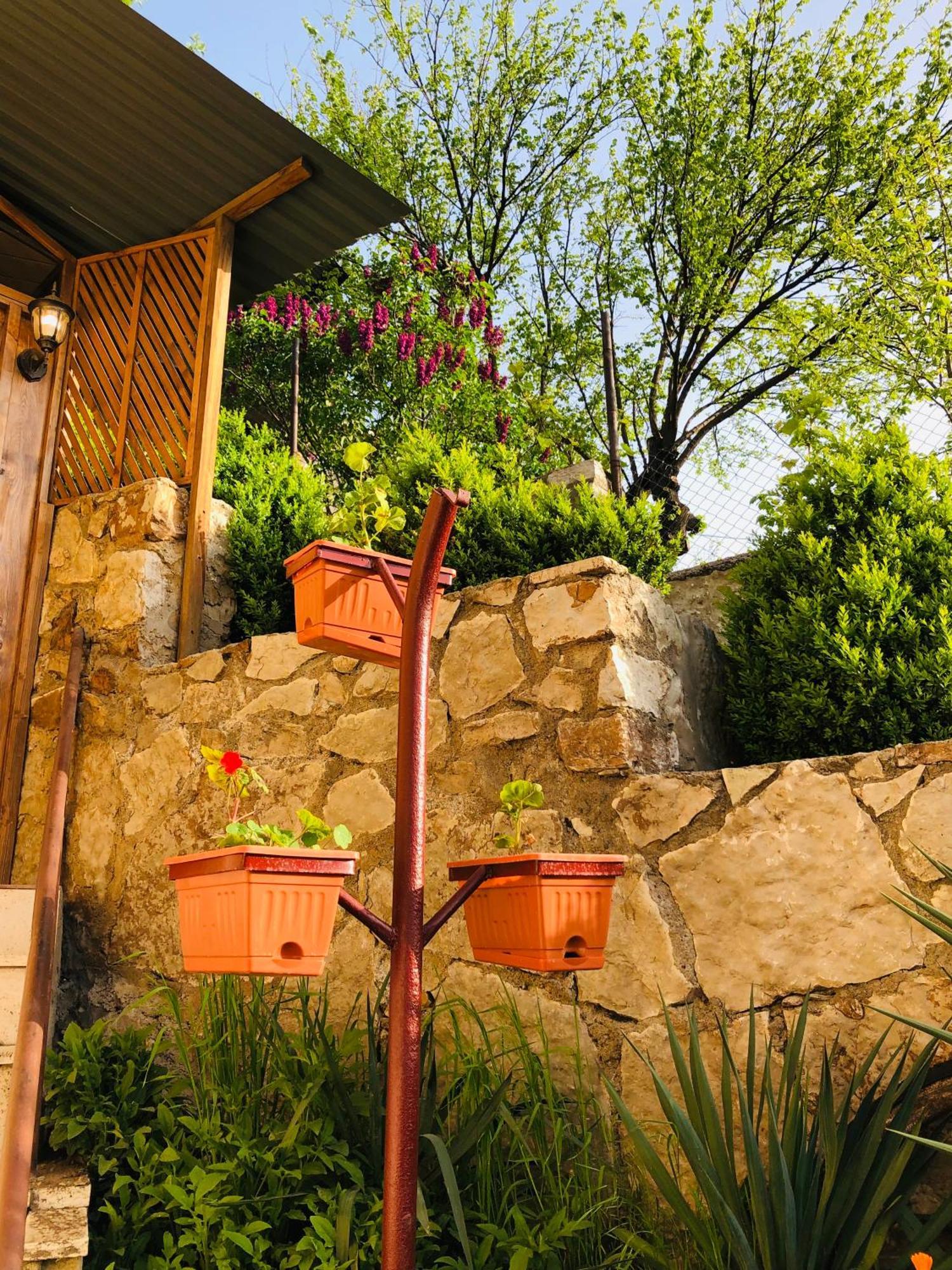 Guest House Anahit Ijevan Exterior photo
