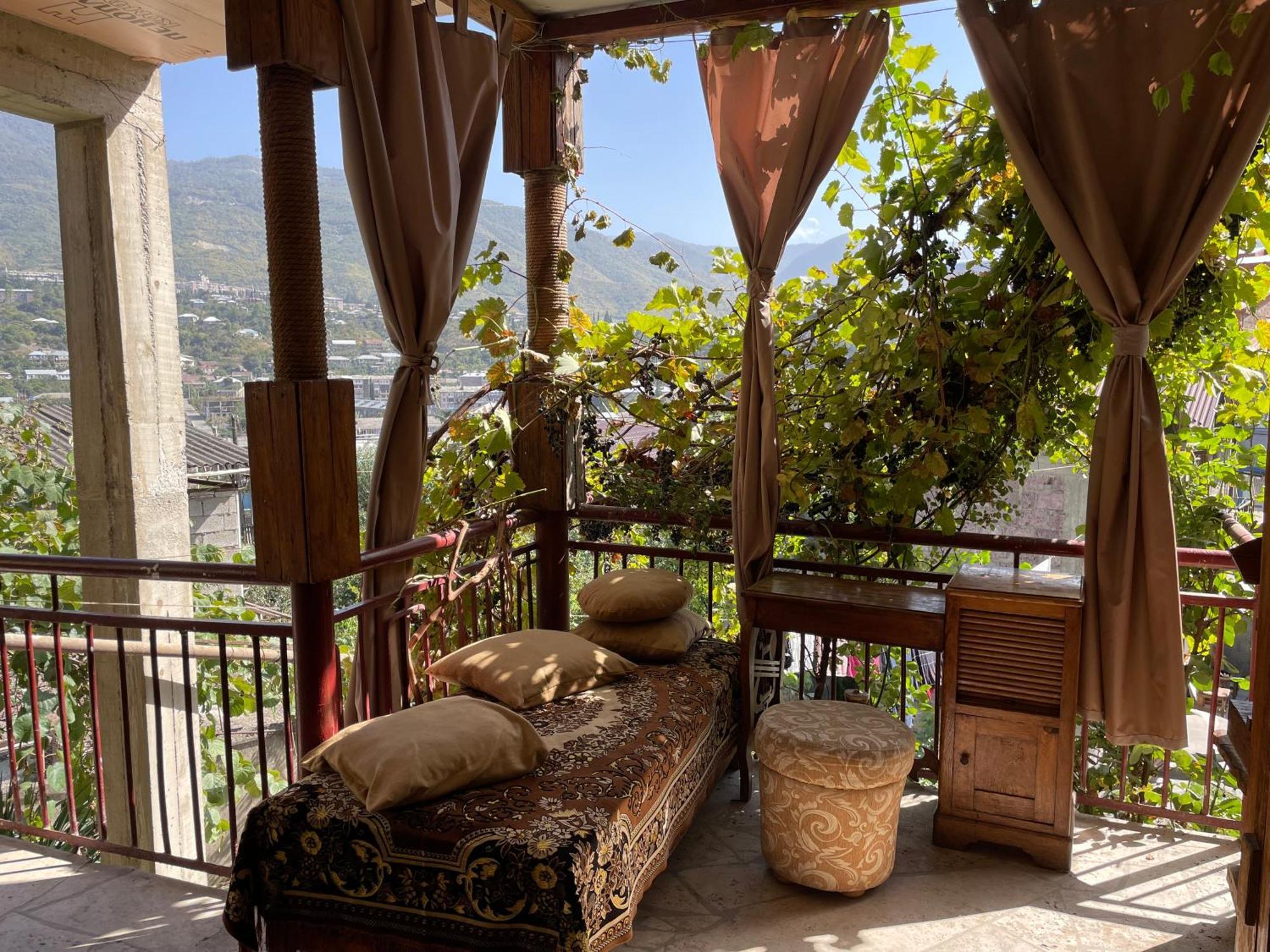 Guest House Anahit Ijevan Exterior photo
