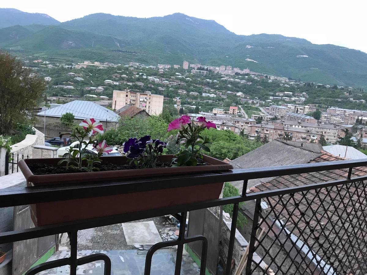 Guest House Anahit Ijevan Exterior photo